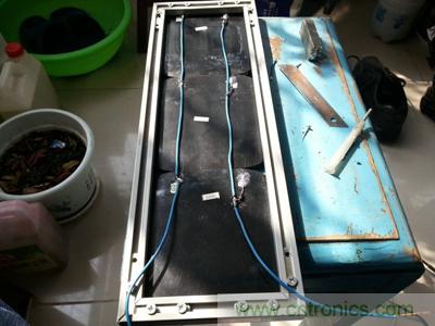 手工打造太陽能充電照明系統:點亮LED給手機充電