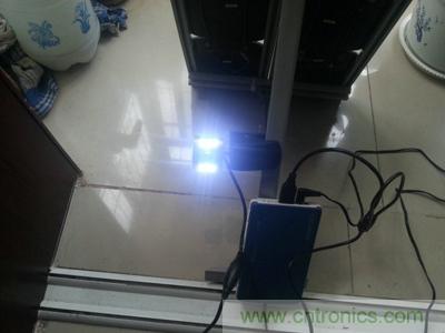 手工打造太陽能充電照明系統:點亮LED給手機充電