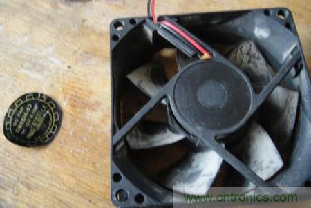 想減少電費嗎?DIY一個迷你風(fēng)力發(fā)電機吧