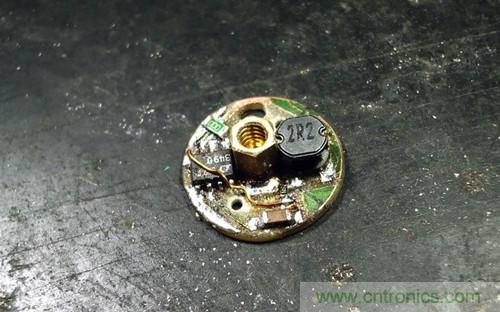 DIY小手電:純手工刻板改造5號電池小手電