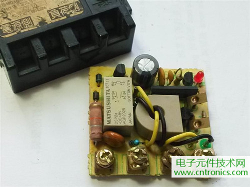 漏電保護器拆解:結構有差異,做工不錯