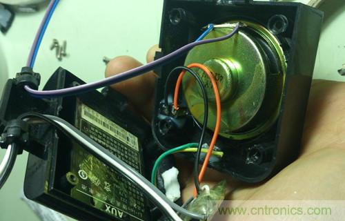 DIY:普通音響變身可充電藍牙音響