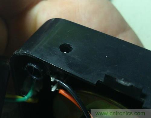 DIY:普通音響變身可充電藍牙音響