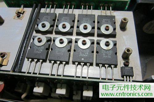 用料很給力！專業(yè)后級(jí)功放美國高峰FA1201拆解