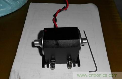 這貨一萬三？50W半導(dǎo)體激光模塊拆解