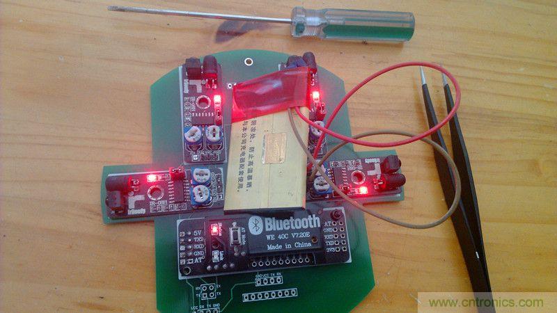 牛人力作！PCB版藍牙智能小車DIY