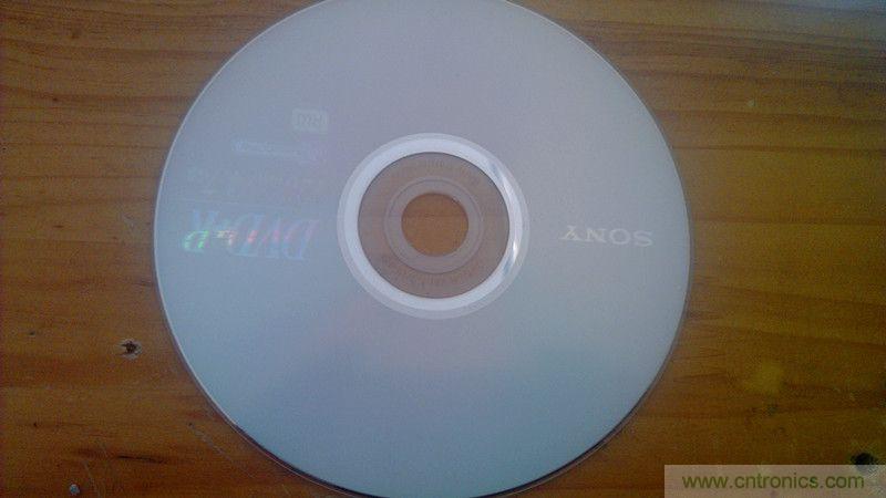 牛人力作！PCB版藍牙智能小車DIY