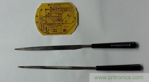 不足10元！低成本DIY便攜USB音箱