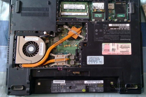 創意DIY:將筆記本大卸八塊做成臺式機!