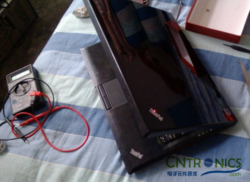 創意DIY:將筆記本大卸八塊做成臺式機!