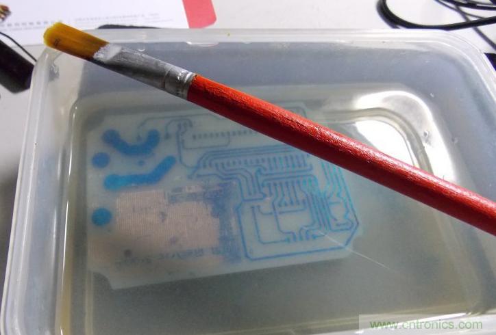 牛人全手工DIY:微電腦智能溫控市電開關