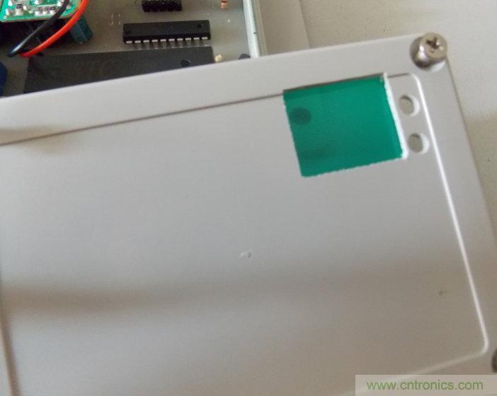 牛人全手工DIY:微電腦智能溫控市電開關