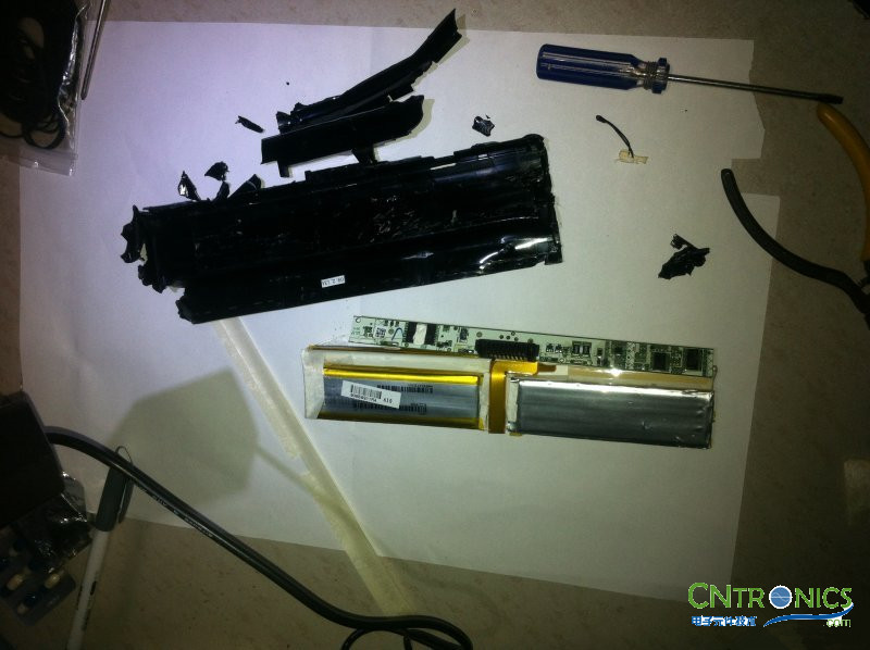 不一樣的DELL筆記本電池拆解小竅門!