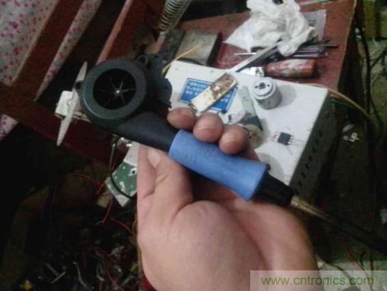 利用廢品制作熱風(fēng)槍！