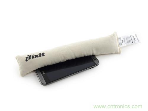 牛人強拆!新HTC One(M8)真機精密做工難修理