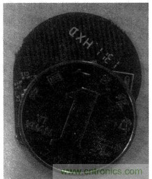 超小型、超高頻段的RFID標簽PCB天線的設(shè)計