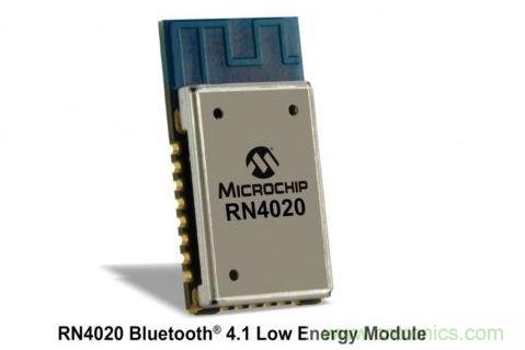 Microchip公司的RN4020模塊集成了包括天線在內完整的低功耗藍牙射頻電路。RN4020采用密封的10mm x17mm x 2mm封裝,內置有板載陶瓷天線、2.4GHz的低功耗藍牙收發器、帶完整的嵌入式低功耗藍牙協議棧的微控制器以及UART和USB接口。