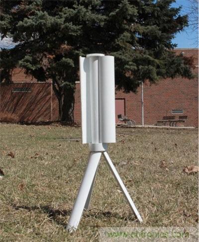 圖3:Skajaquoda的便攜式風力發電機Trinity,能產生15V的電源并儲存于內置15,000mAh鋰聚合物電池中。