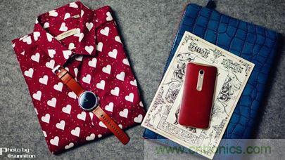 Moto 360 二代:“精益求精”的細節仍無法彌補功能的缺失