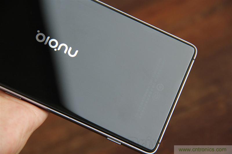 無邊框的 nubia Z9 ,一款既有驚喜,又有驚艷的智能手機