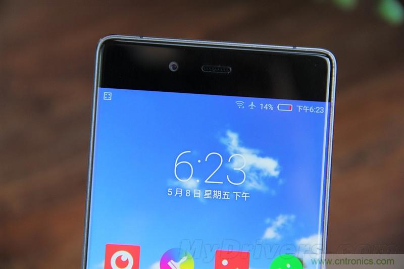 無邊框的 nubia Z9 ,一款既有驚喜,又有驚艷的智能手機