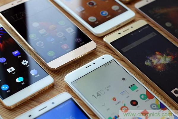2015年9款千元智能手機橫評：誰才是紅海霸主？