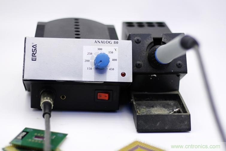 一款能喚起 70 后工程師朋友“童年趣事”的迷你電烙鐵!