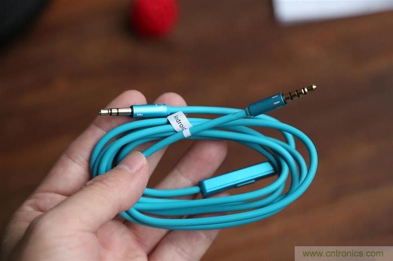 頭條哥的夢想之作!FIIL耳機能讓汪峰上頭條否?