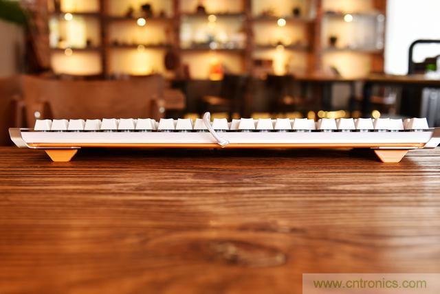 左手寫愛,右手寫他——從此鍵盤鼠標不分家!