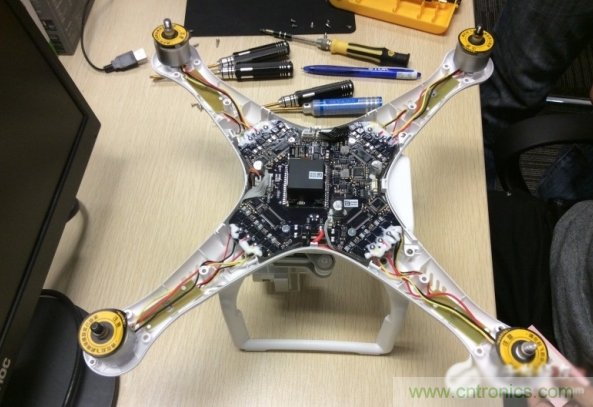 真飛機拆不著，那就來拆拆無人機&ldquo;鼻祖&rdquo;大疆吧！