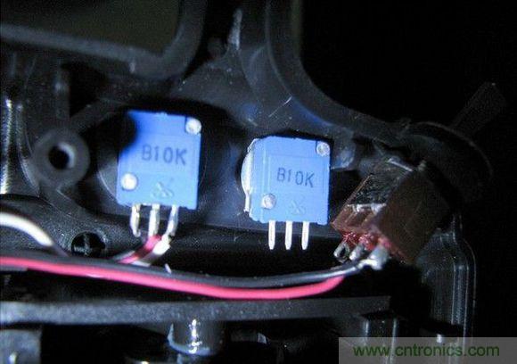 無人機 DIY 制作全過程,酷得不要不要的!