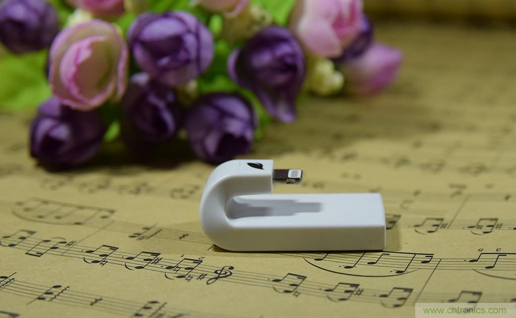 不越獄,就能隨意給iPad增容的影音娛樂利器