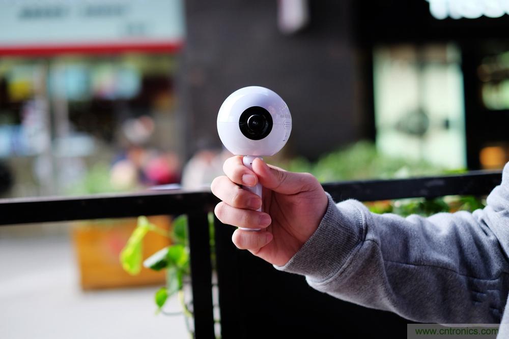 造型神似BB8，讓照片翻滾起來&mdash;&mdash;暴風(fēng)魔眼