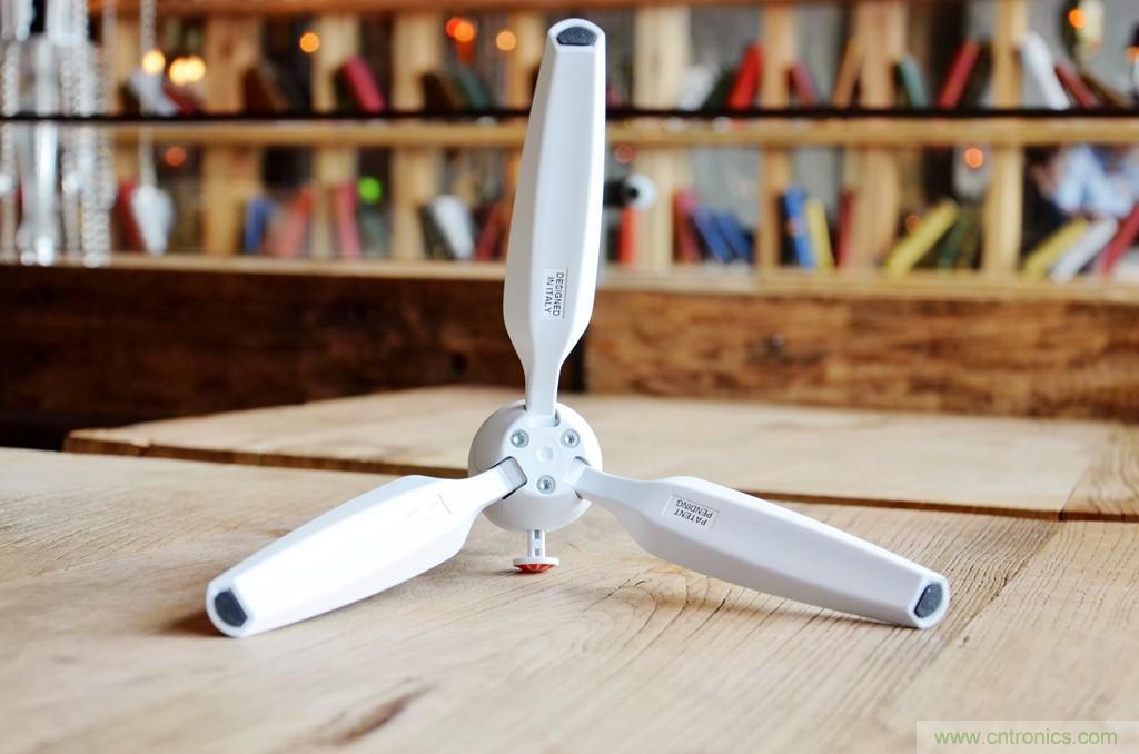 逼格滿滿的相機(jī)便攜三腳架，三足鼎立才安全