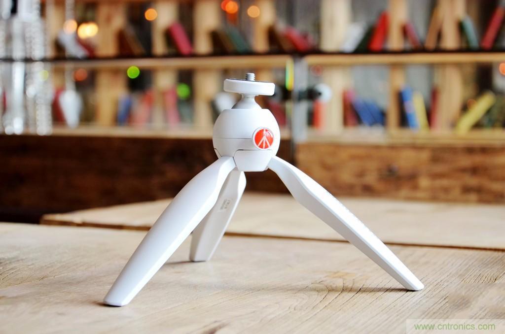 逼格滿滿的相機(jī)便攜三腳架，三足鼎立才安全