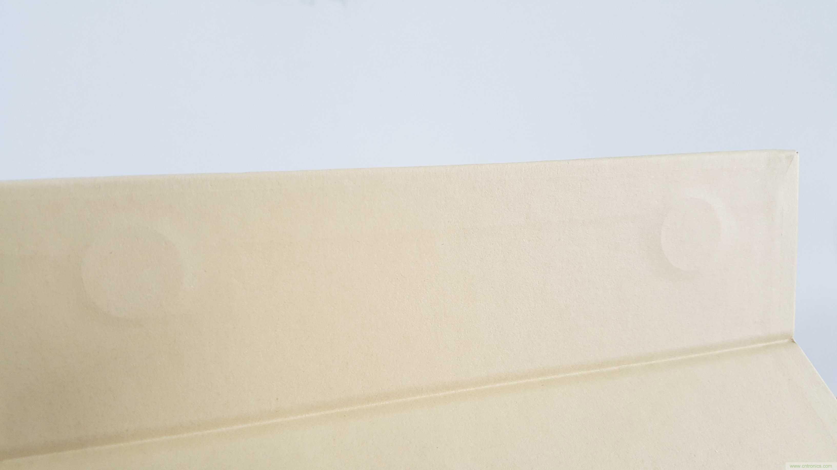 搞怪“美人魚”盡享靈克藍(lán)牙音箱的天籟之音!