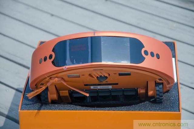 智能導(dǎo)航掃地機(jī)器人，以內(nèi)更靠譜！