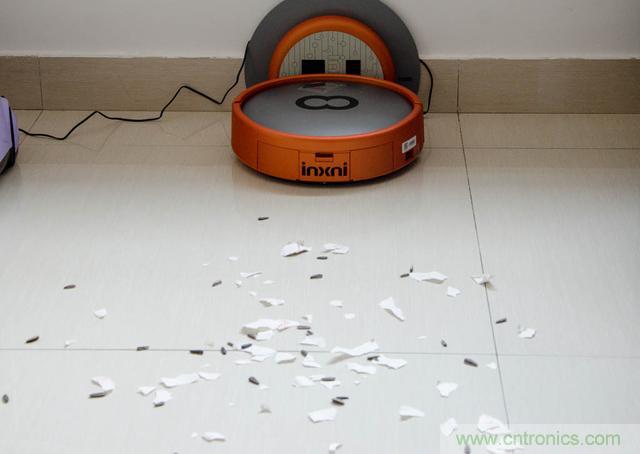 智能導(dǎo)航掃地機(jī)器人，以內(nèi)更靠譜！