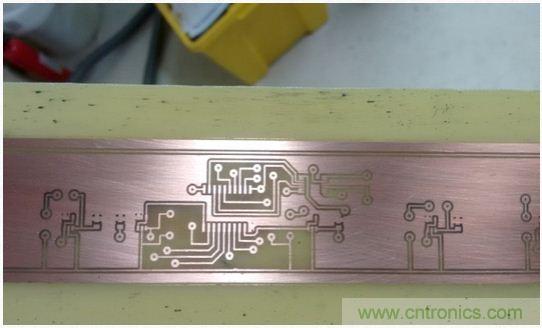 (多圖) 圖文并茂:在家制作高質量雙面PCB板