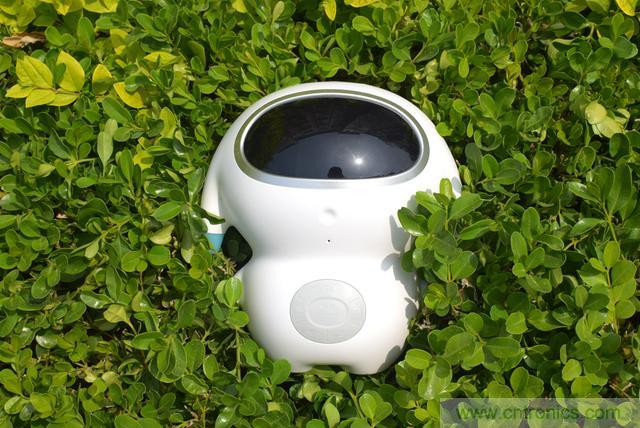 “爸爸再不陪我,我就長大了”——小騰機器人