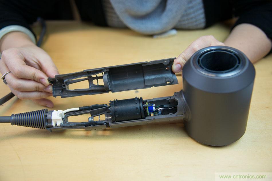 拆解戴森吹風(fēng)機(jī)：近三千元的價(jià)格貴在哪？