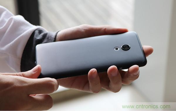 魅族M15拆解:做工精致,壓感Home鍵采用中國芯