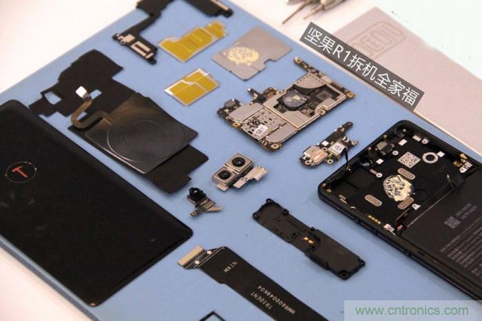堅(jiān)果R1拆解:內(nèi)部設(shè)計(jì)究竟如何?