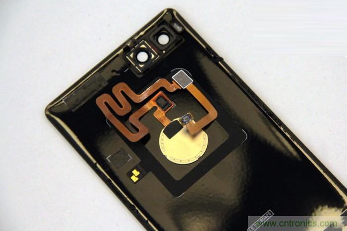 堅(jiān)果R1拆解:內(nèi)部設(shè)計(jì)究竟如何?