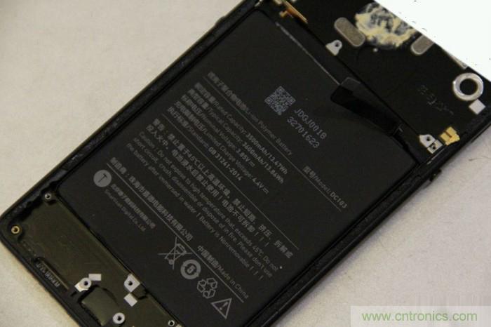 堅(jiān)果R1拆解:內(nèi)部設(shè)計(jì)究竟如何?