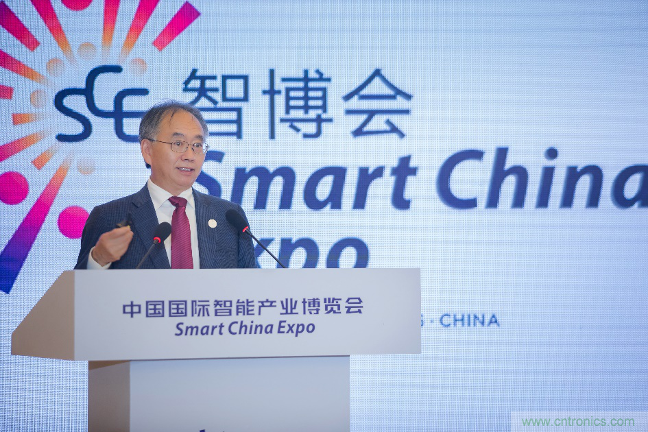 新思科技亮相中國國際智能產(chǎn)業(yè)博覽會,推動中國汽車電子產(chǎn)業(yè)智能化的新生態(tài)體系建設(shè) 新思科技亮相中國國際智能產(chǎn)業(yè)博覽會,推動中國汽車電子產(chǎn)業(yè)智能化的新生態(tài)體系建設(shè)