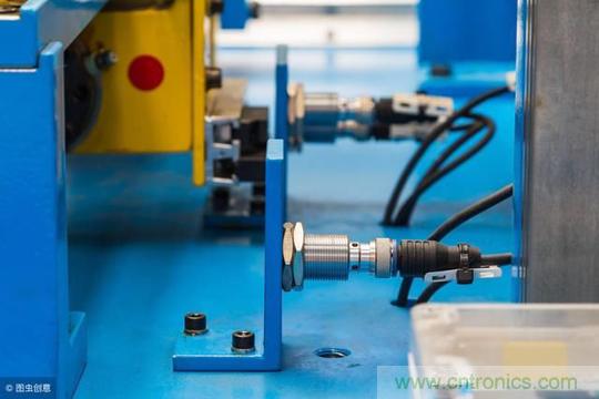 感應電容超聲波，你都知道這些傳感器多大區別嗎？