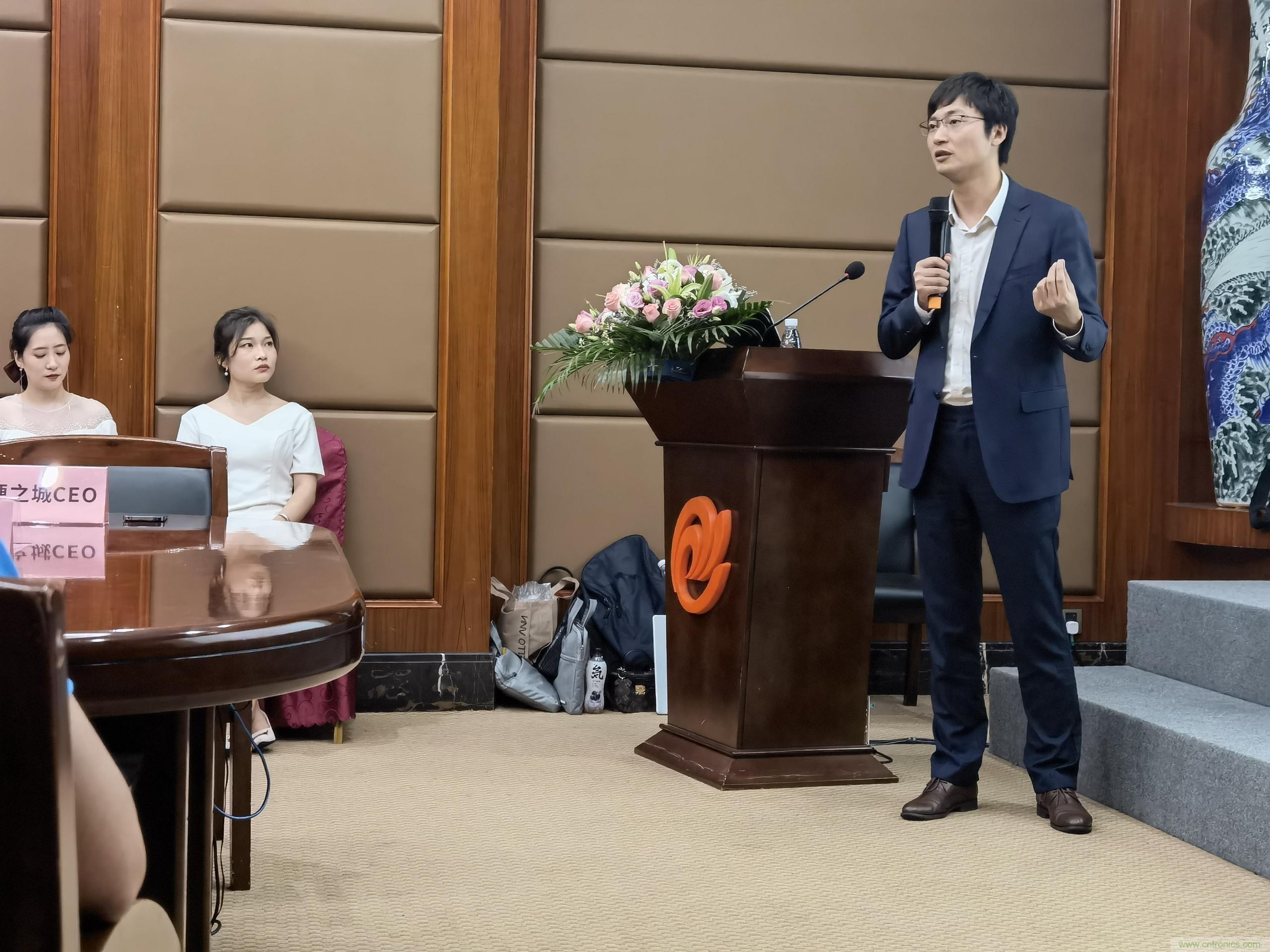 硬之城品牌·業務升級,聯合多家銀行助力產業發展 硬之城品牌·業務升級,聯合多家銀行助力產業發展