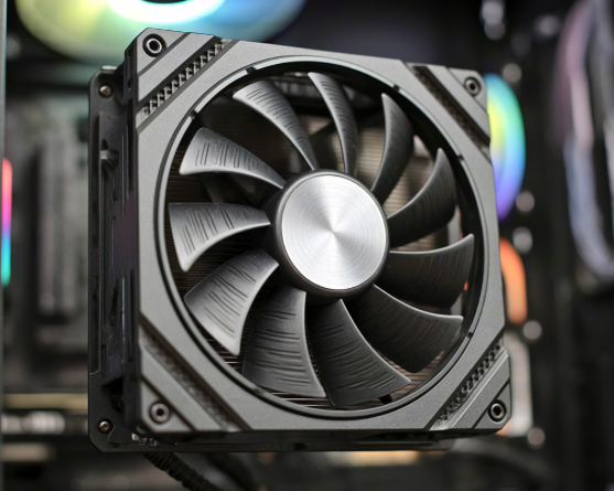 CPU總是過熱降頻？工程師教你只看這5個核心參數(shù)，選出高性價比靜音風(fēng)扇