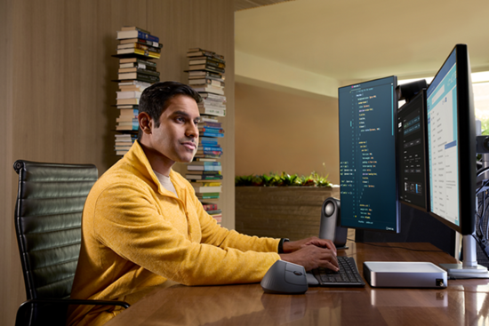 小巧機(jī)身,巨量算力!驍龍X入場讓臺(tái)式機(jī)變得更智能、更強(qiáng)大 小巧機(jī)身,巨量算力!驍龍X入場讓臺(tái)式機(jī)變得更智能、更強(qiáng)大